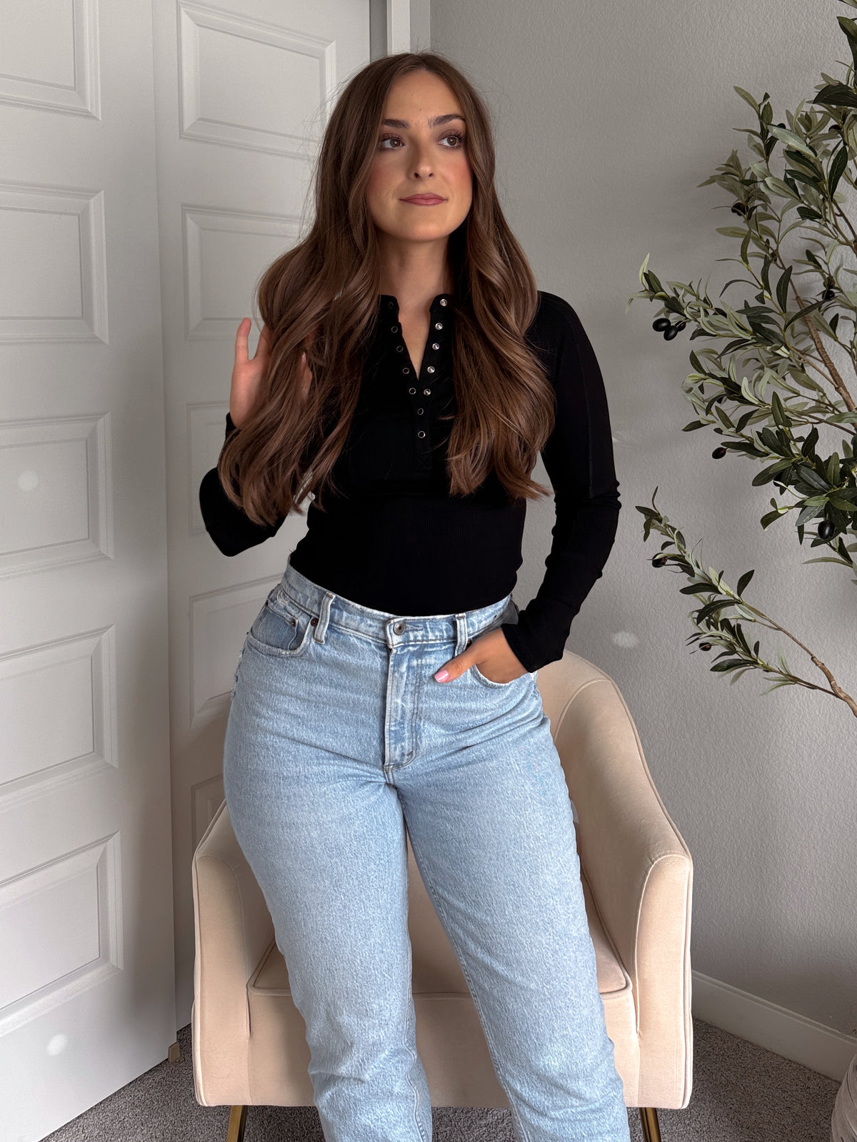 Hayes Long Sleeve Micro-Ribbed Henley Top (Black)