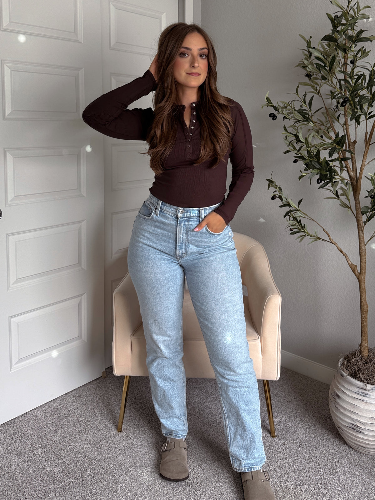 Hayes Long Sleeve Micro-Ribbed Henley Top (Espresso)