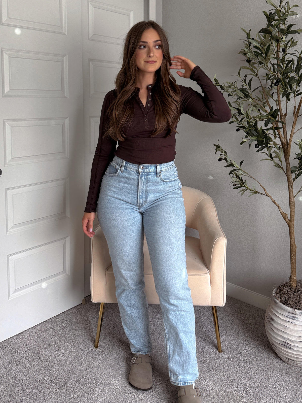 Hayes Long Sleeve Micro-Ribbed Henley Top (Espresso)