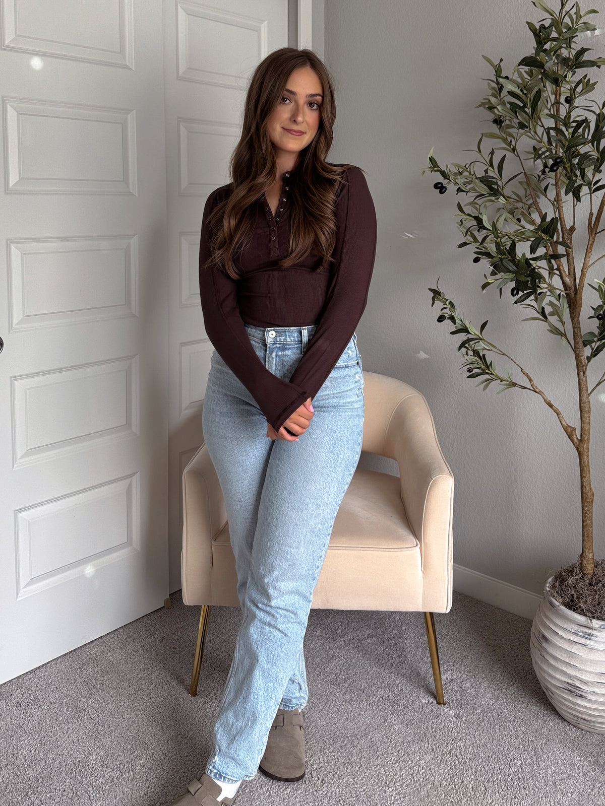 Hayes Long Sleeve Micro-Ribbed Henley Top (Espresso)