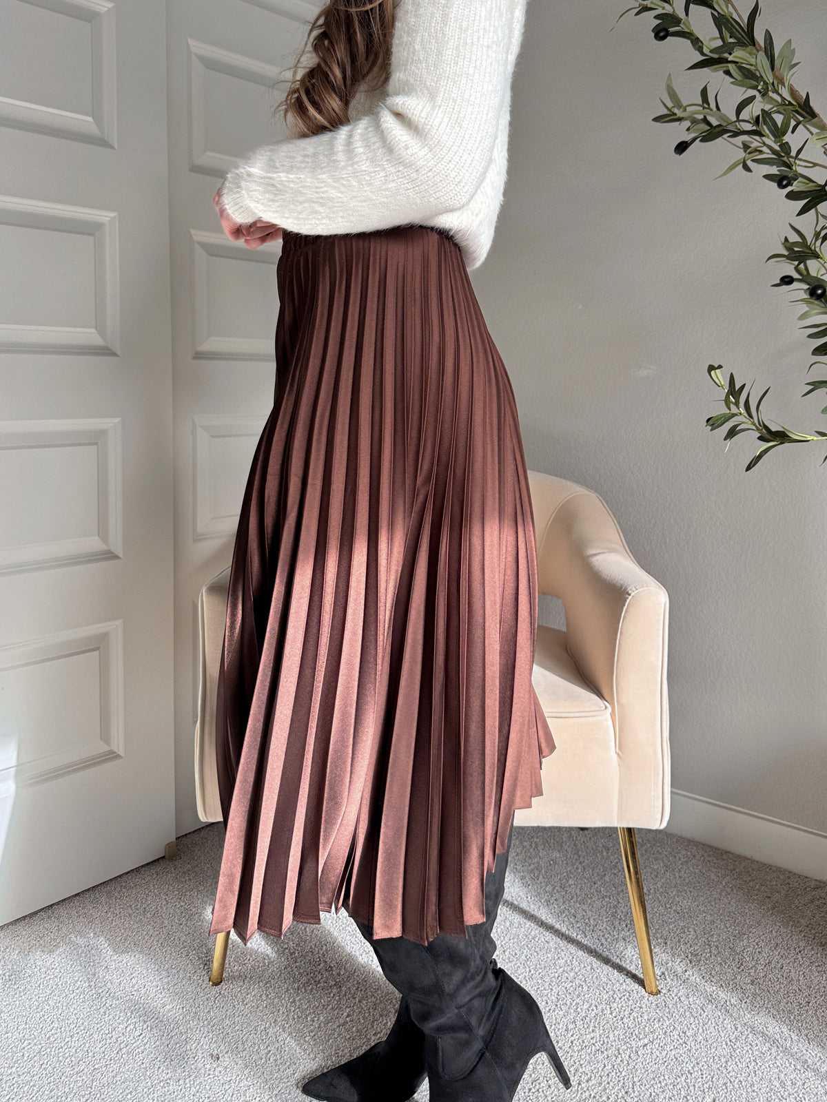 Siena Pleated Satin Midi Skirt (Brown)