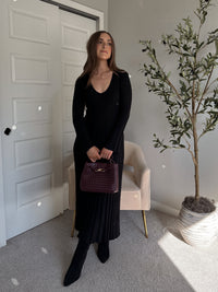 Valerie Ribbed Knit Long Sleeve Maxi Dress (Black)