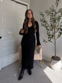 Valerie Ribbed Knit Long Sleeve Maxi Dress (Black)
