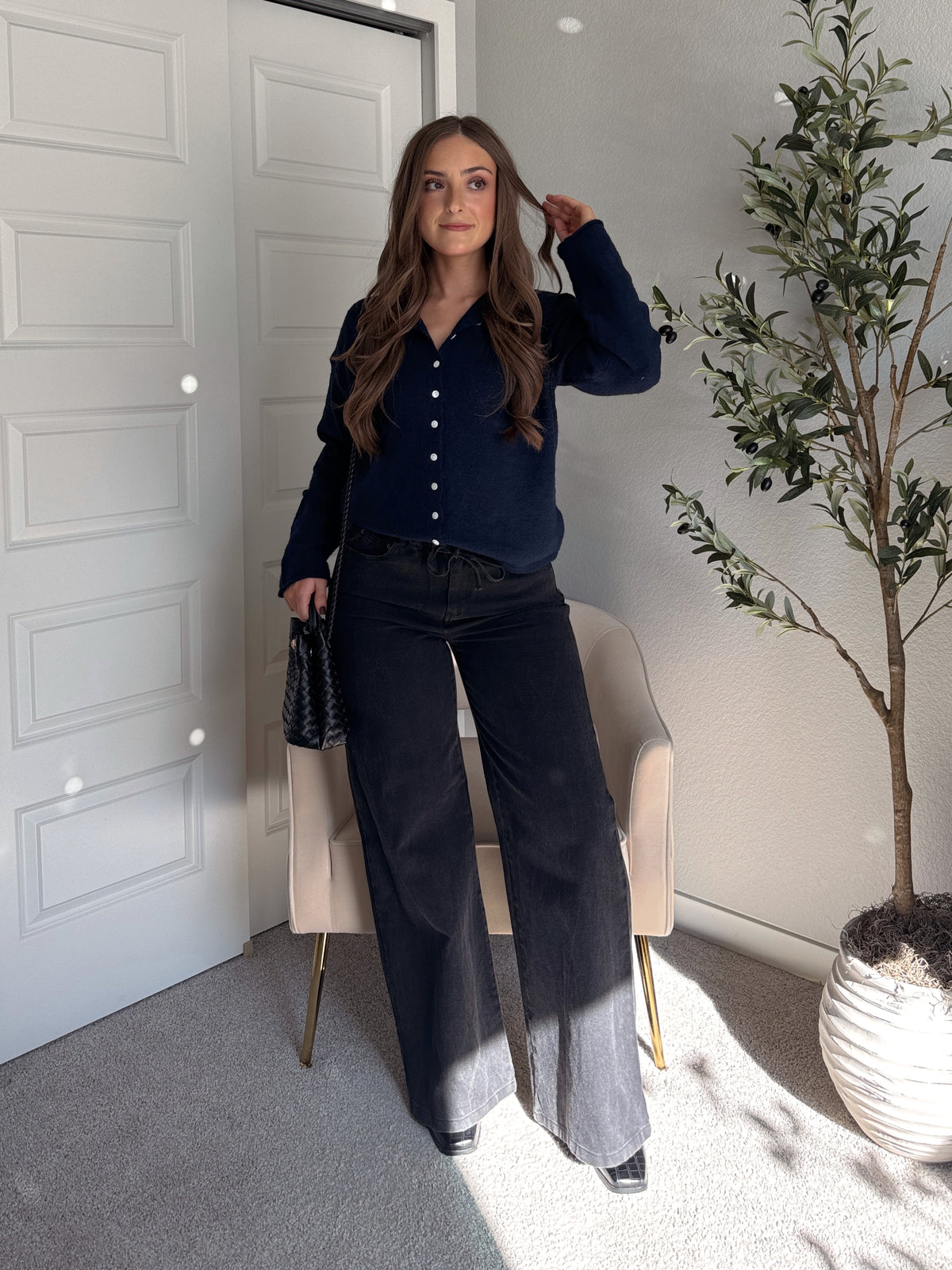 Arden Drawstring Waist Wide Leg Jeans (Washed Black)