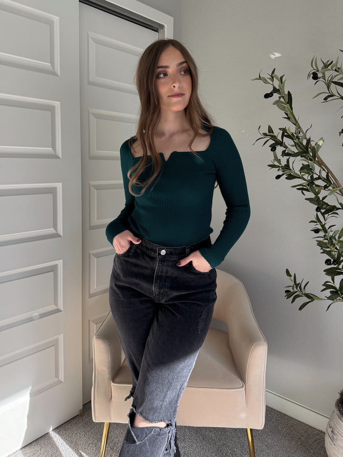 Aubrey Ribbed Knit Notched V-Neck Knit Top (Emerald Teal)