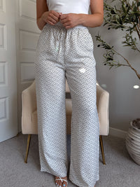 Blossom Bordeaux Floral Drawstring Wide Leg Pants (Cream)