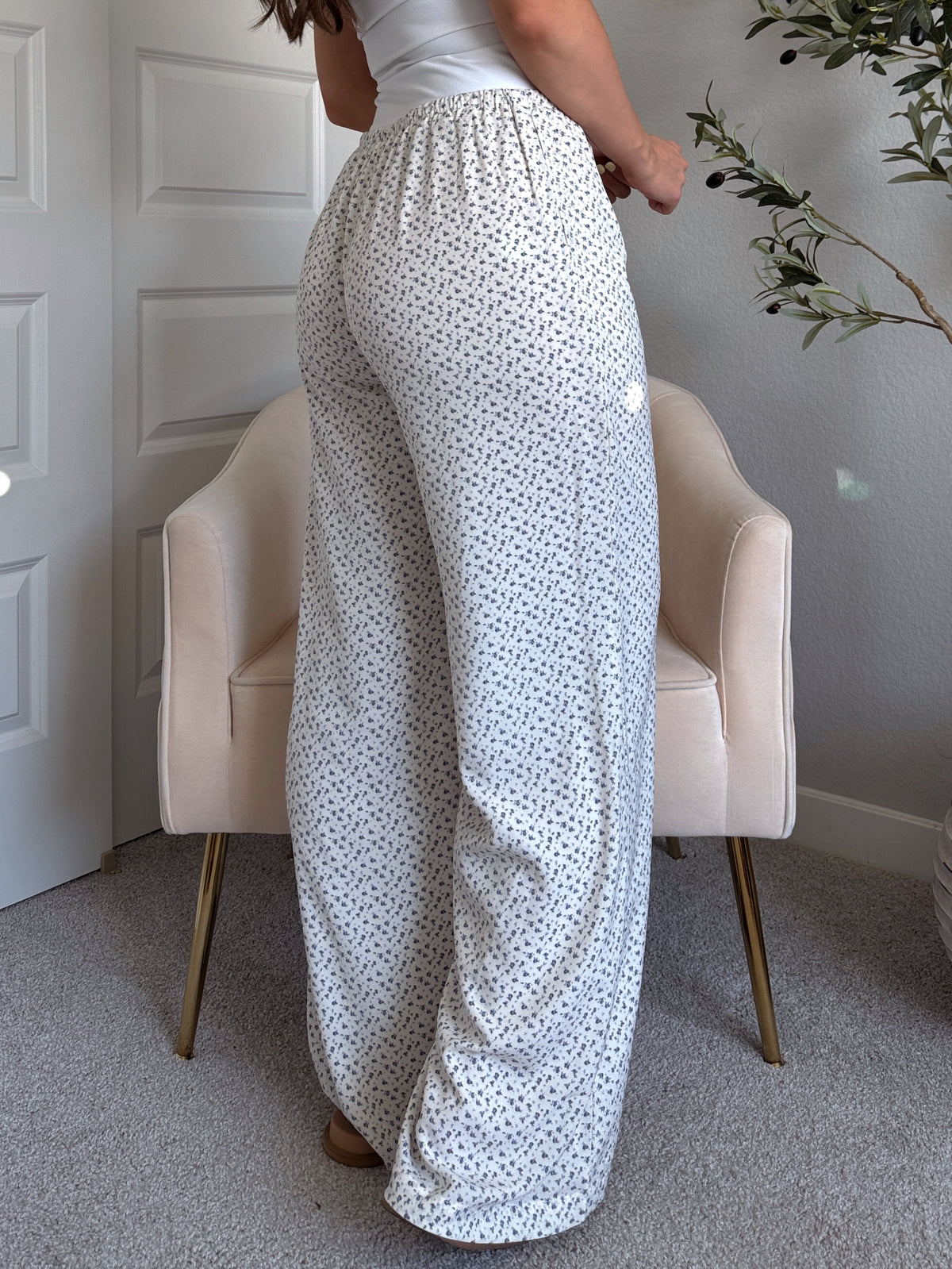 Blossom Bordeaux Floral Drawstring Wide Leg Pants (Cream)