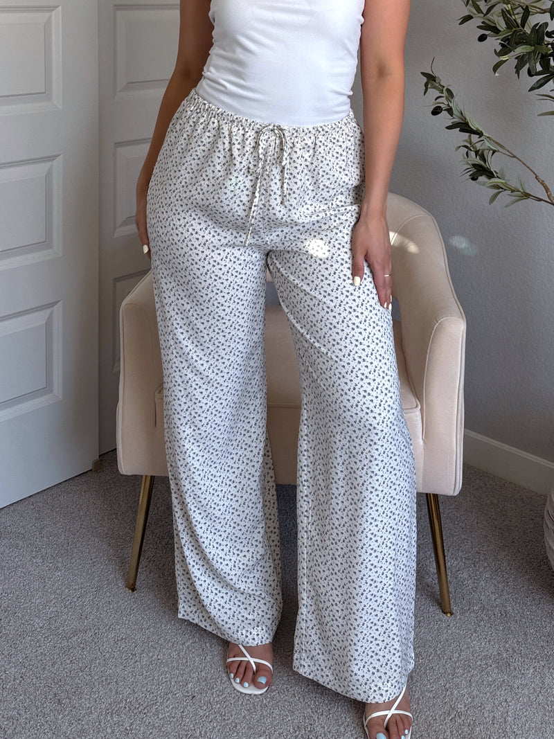 Blossom Bordeaux Floral Drawstring Wide Leg Pants (Cream)