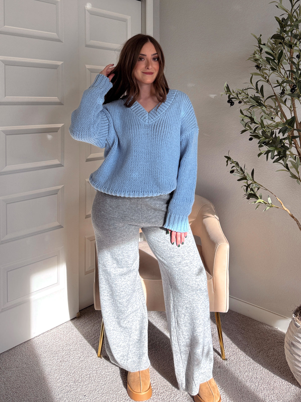 Celeste V-Neck Boxy Cut Balloon Sleeve Sweater (Light Blue)