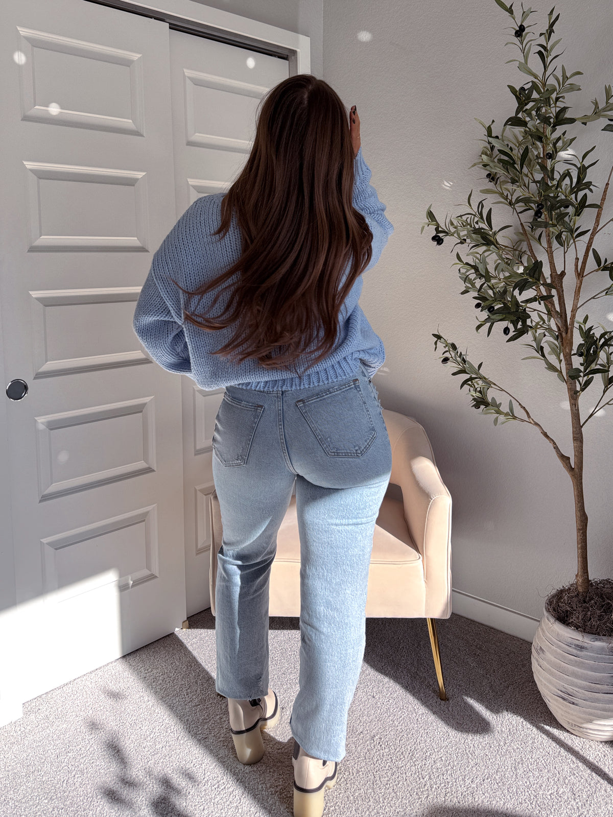 Celeste V-Neck Boxy Cut Balloon Sleeve Sweater (Light Blue)