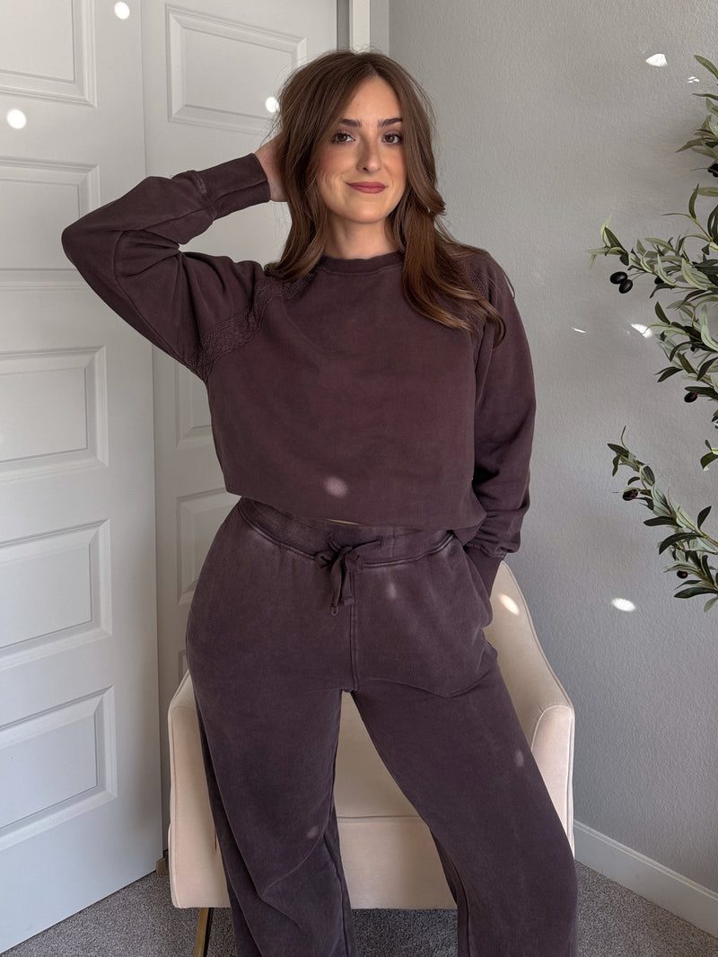 Chestnut Mineral Wash Lace Cotton Pullover (Espresso)