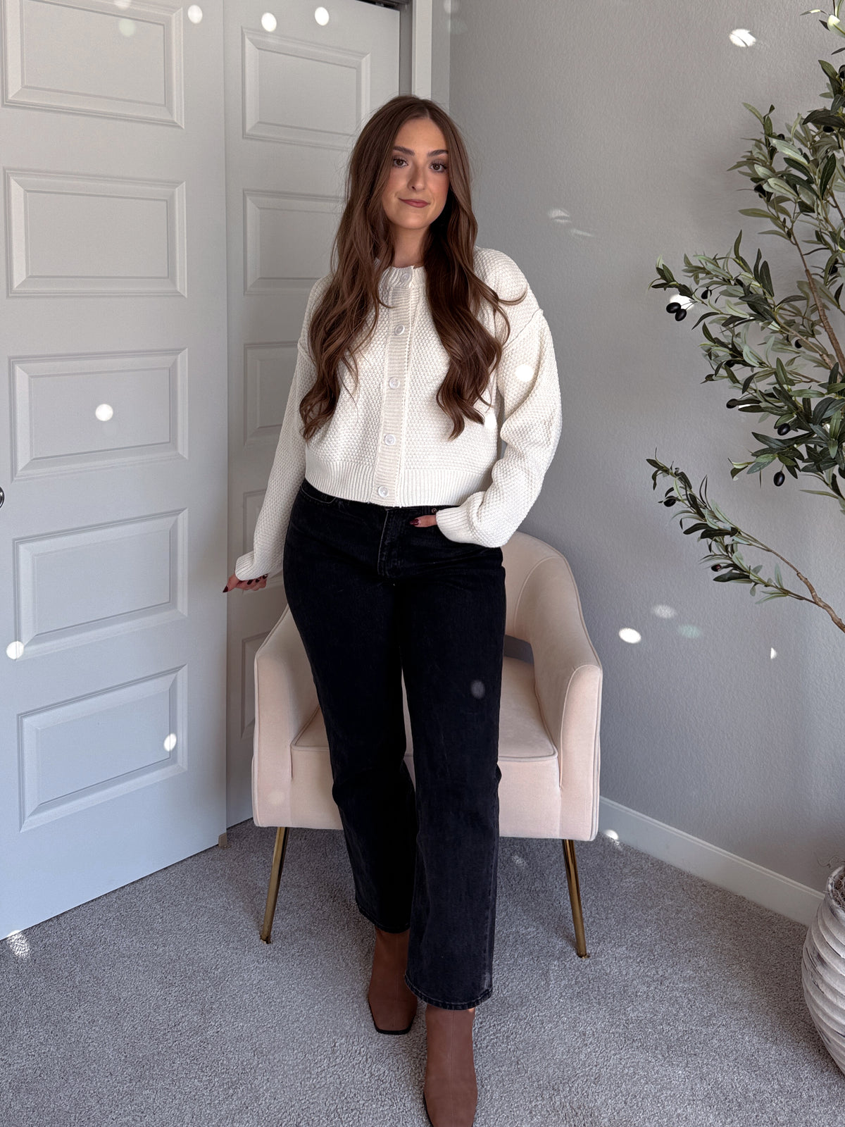 Claire Textured Crew Neck Cardigan (Ivory)