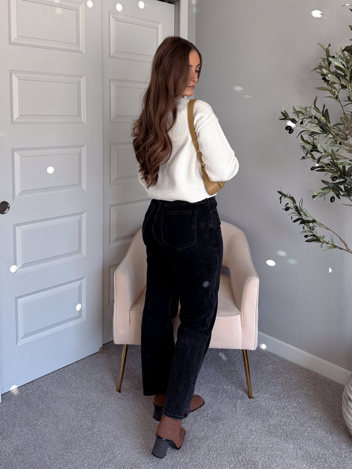 Claire Textured Crew Neck Cardigan (Ivory)