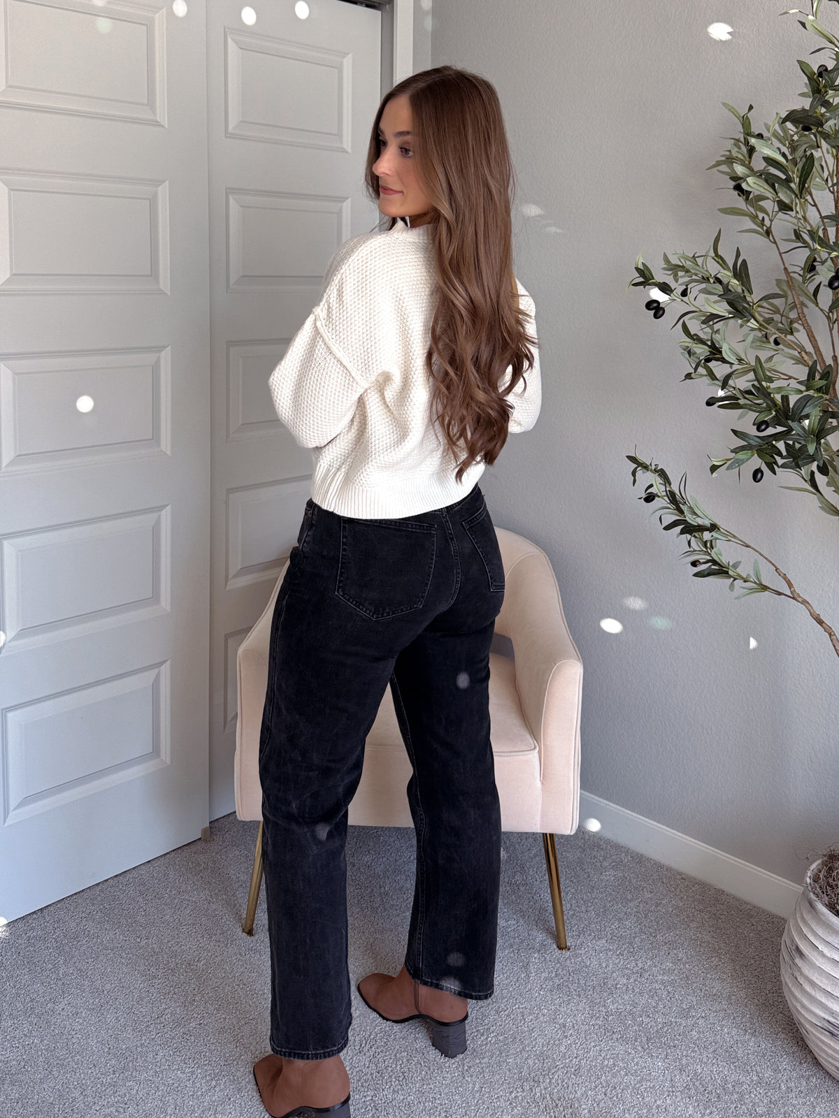 Claire Textured Crew Neck Cardigan (Ivory)