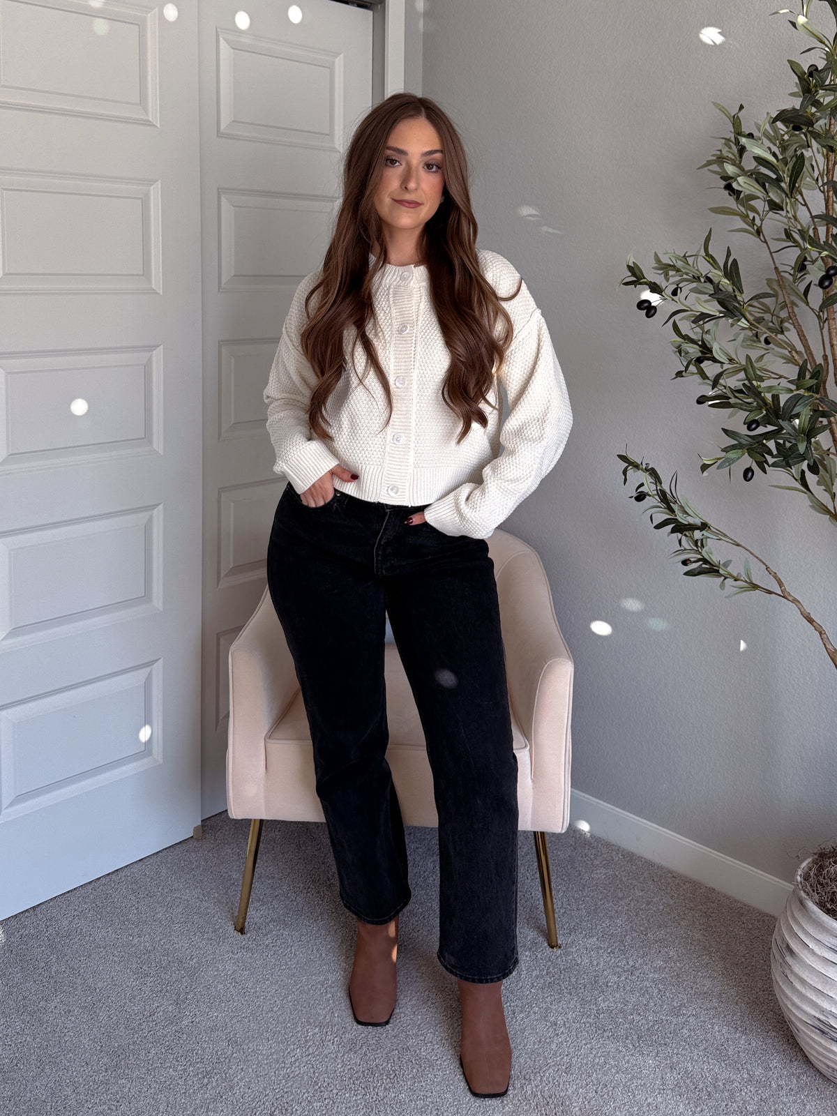 Claire Textured Crew Neck Cardigan (Ivory)