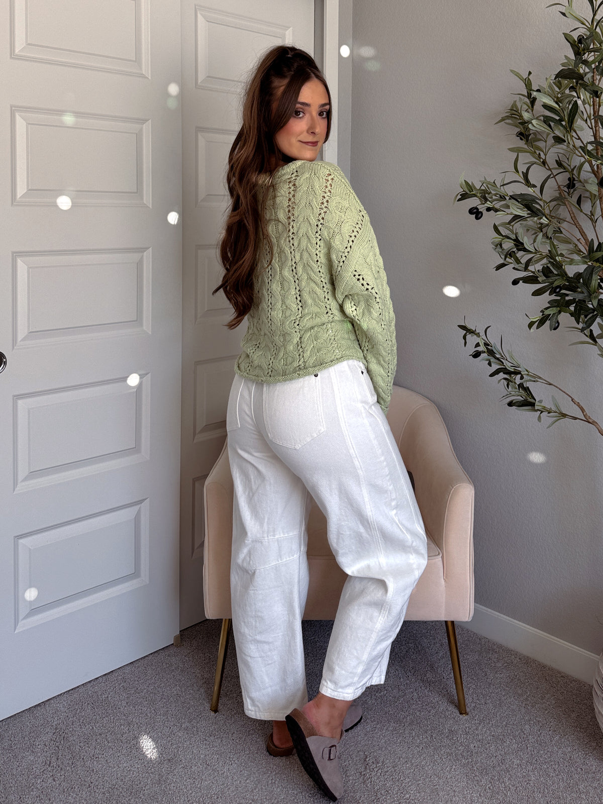 Clover Cable Knit Pullover Sweater (Light Green)