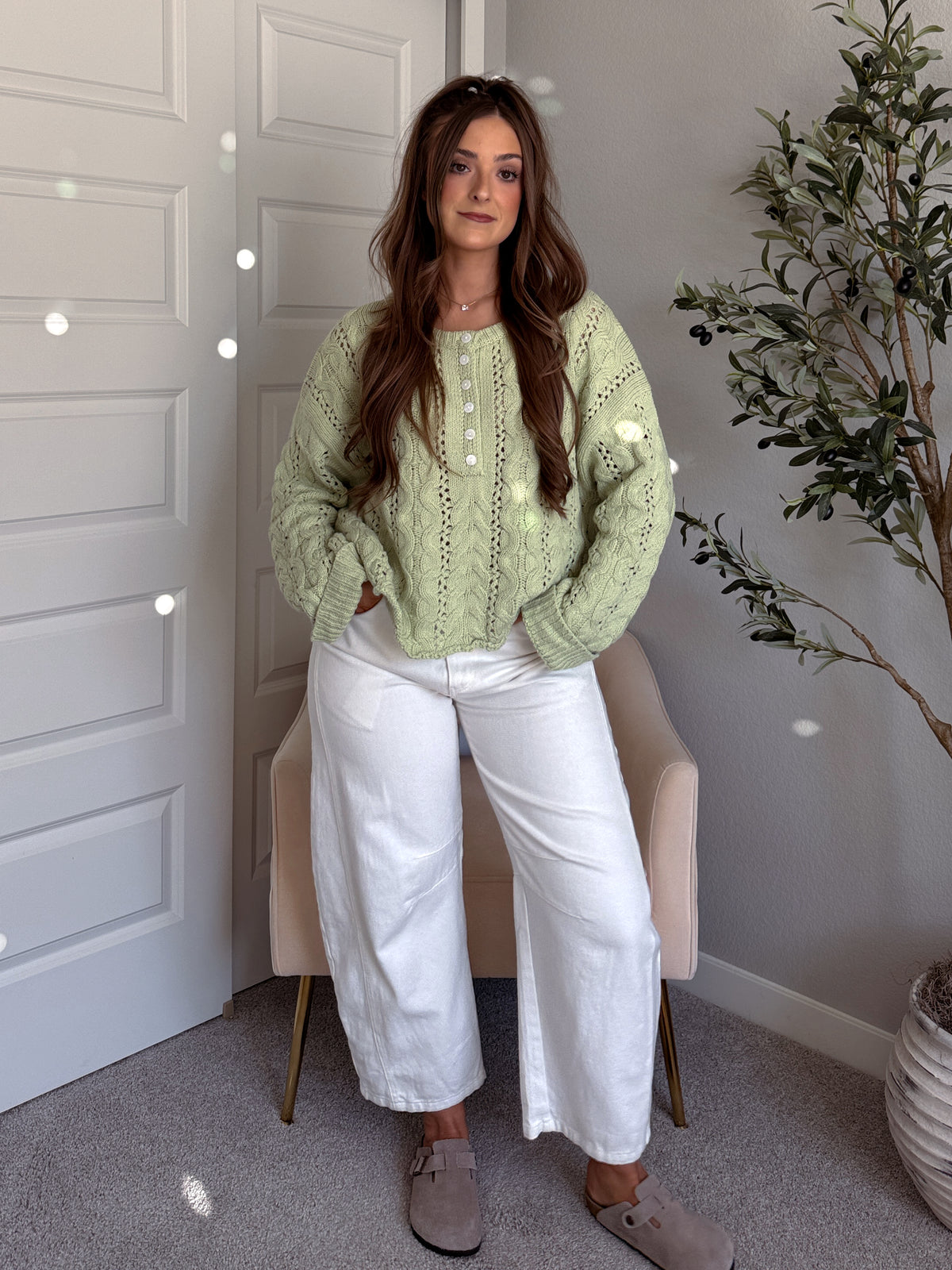 Clover Cable Knit Pullover Sweater (Light Green)