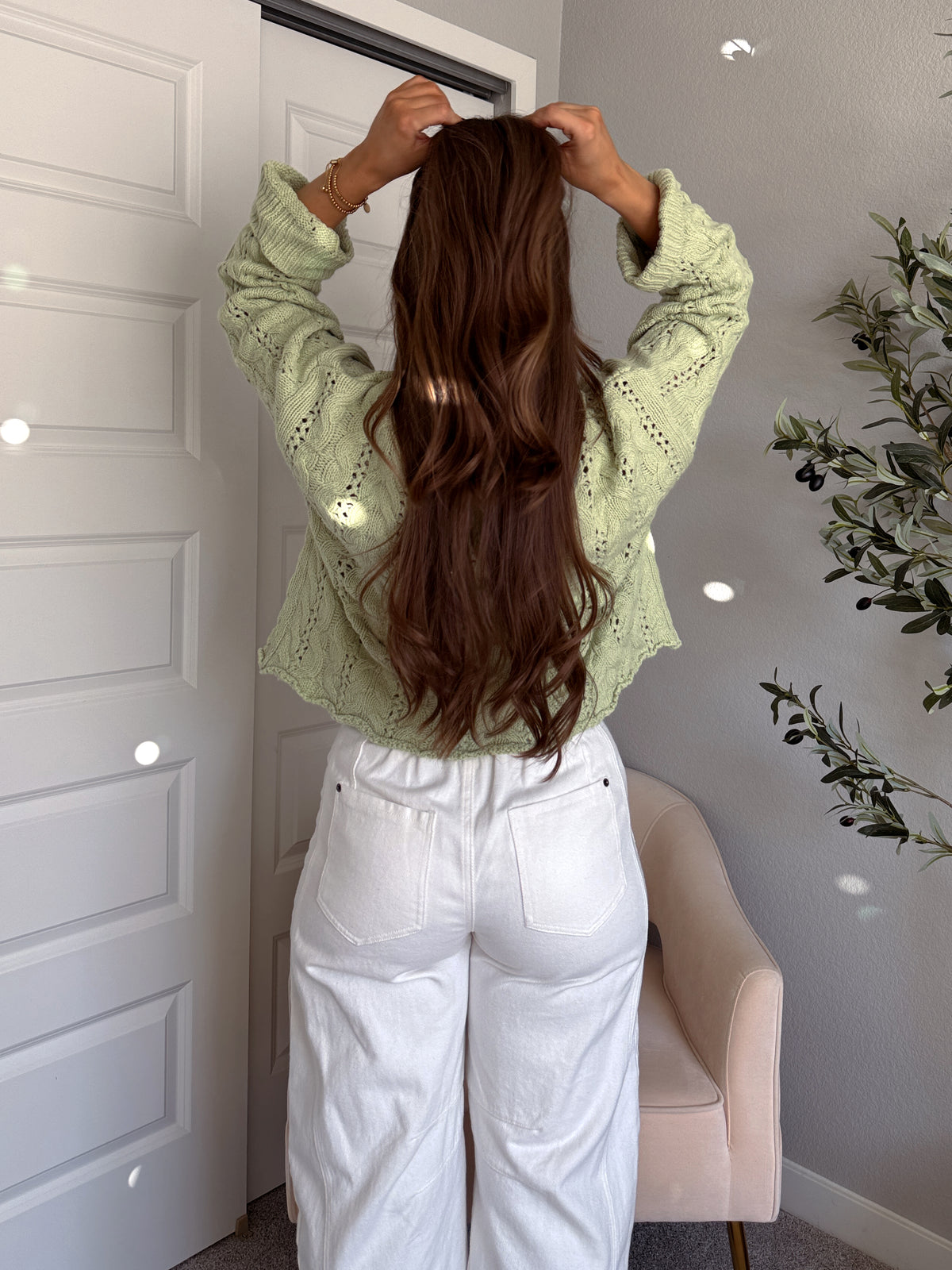 Clover Cable Knit Pullover Sweater (Light Green)