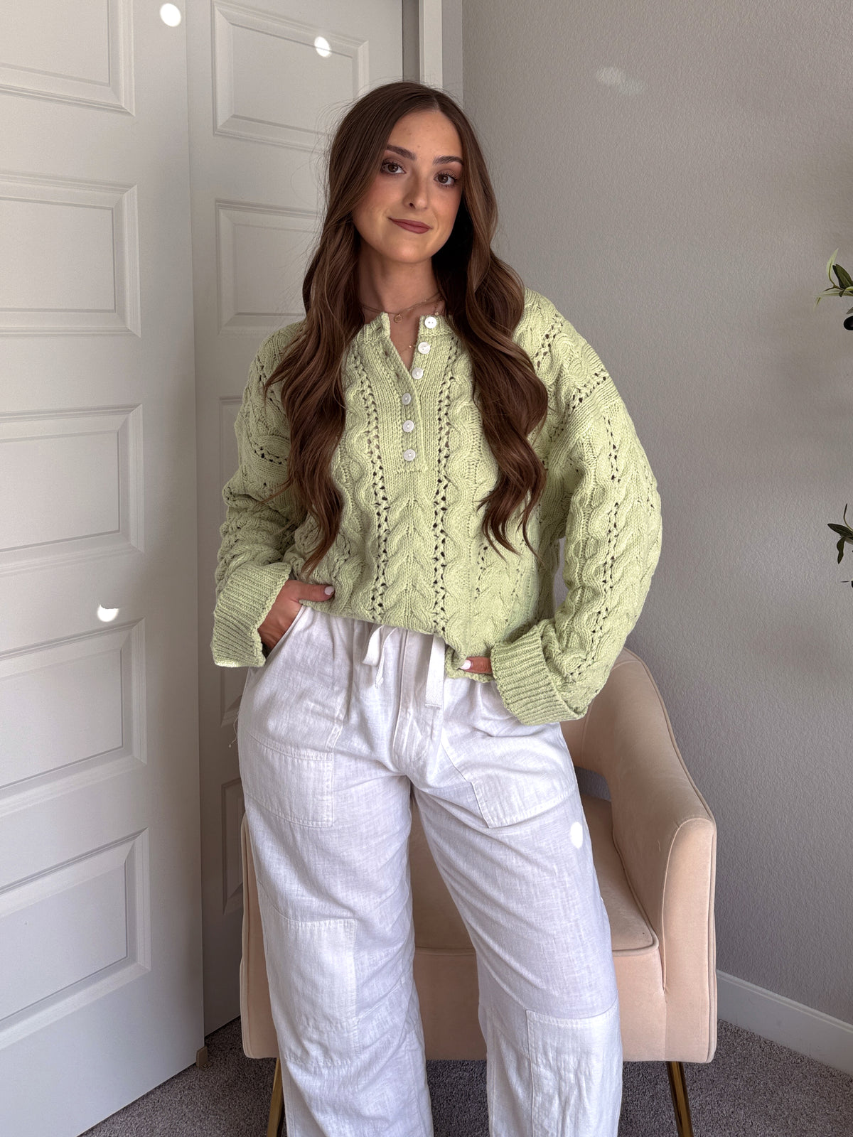 Clover Cable Knit Pullover Sweater (Light Green)
