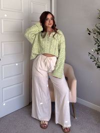 Clover Cable Knit Pullover Sweater (Light Green)