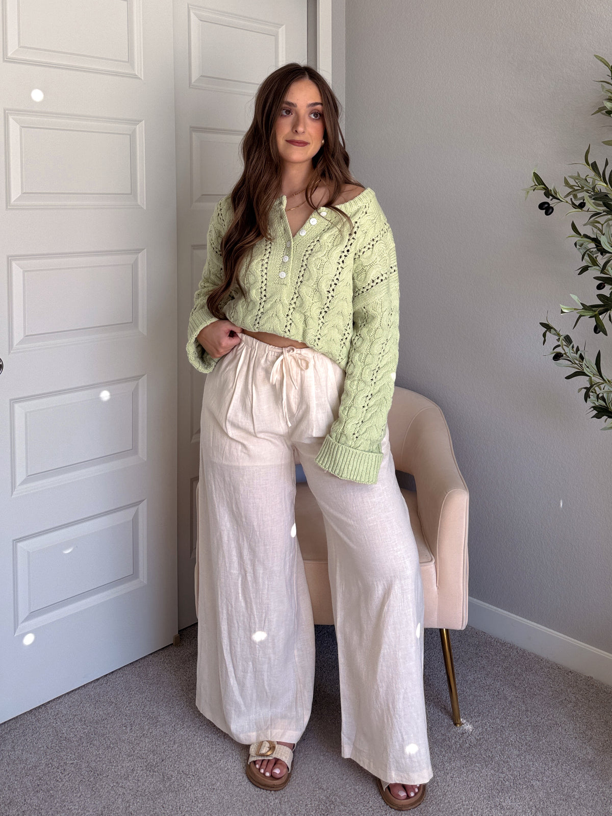Clover Cable Knit Pullover Sweater (Light Green)