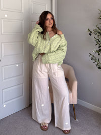 Clover Cable Knit Pullover Sweater (Light Green)