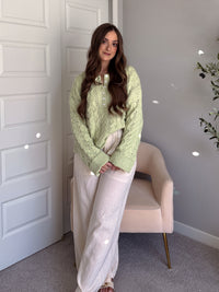 Clover Cable Knit Pullover Sweater (Light Green)