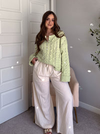 Clover Cable Knit Pullover Sweater (Light Green)