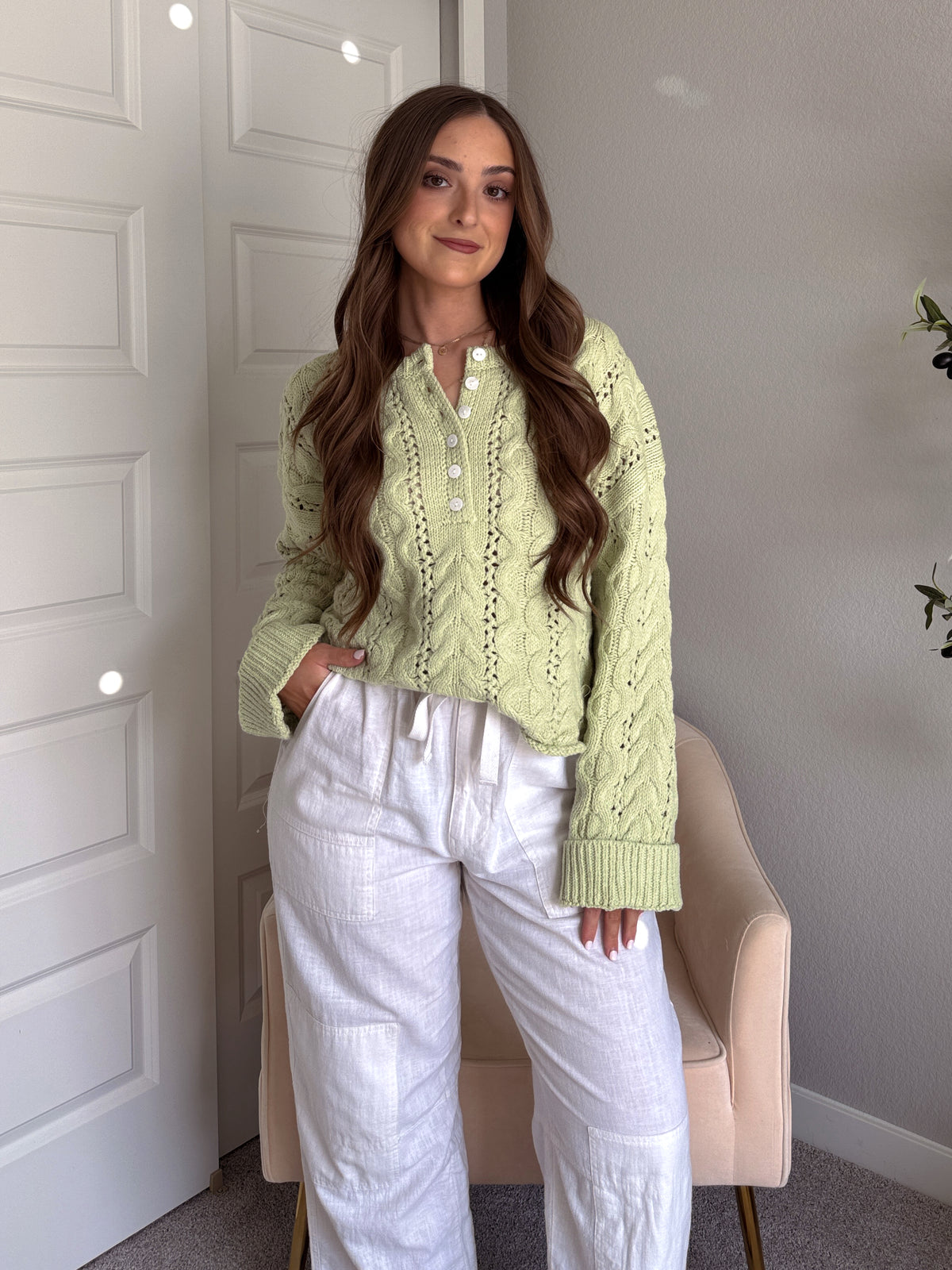 Clover Cable Knit Pullover Sweater (Light Green)