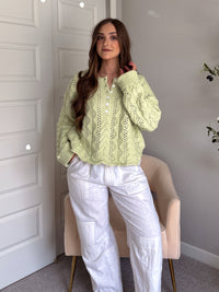 Clover Cable Knit Pullover Sweater (Light Green)