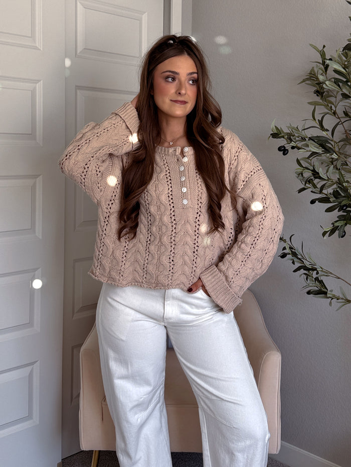 Clover Cable Knit Pullover Sweater (Taupe)