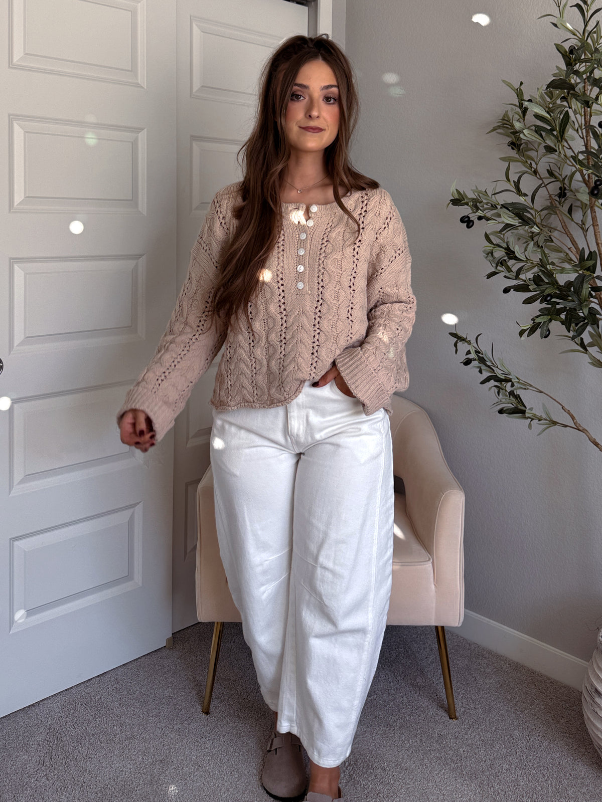 Clover Cable Knit Pullover Sweater (Taupe)