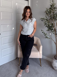 Daisy Lightweight Knit Sleeveless Cardigan (Heather Gray)