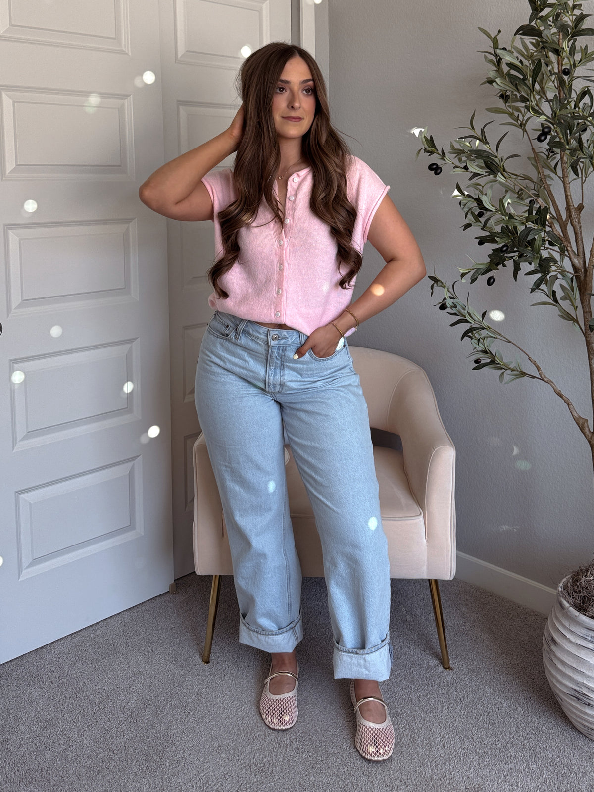 Daisy Lightweight Knit Sleeveless Cardigan (Light Pink)