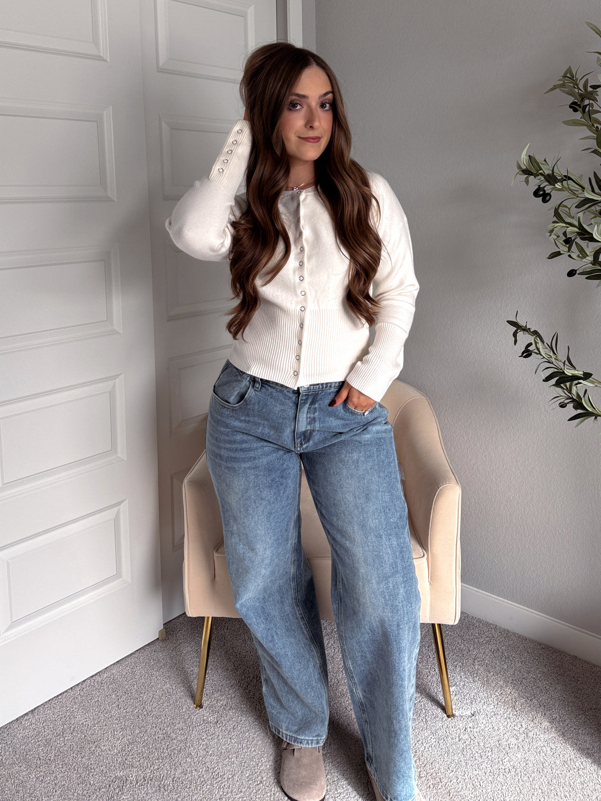 Elena Snap Button Fitted Cardigan (Cream)