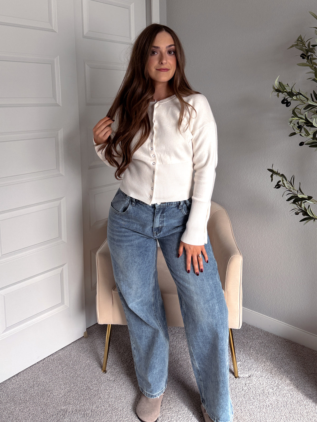 Elena Snap Button Fitted Cardigan (Cream)