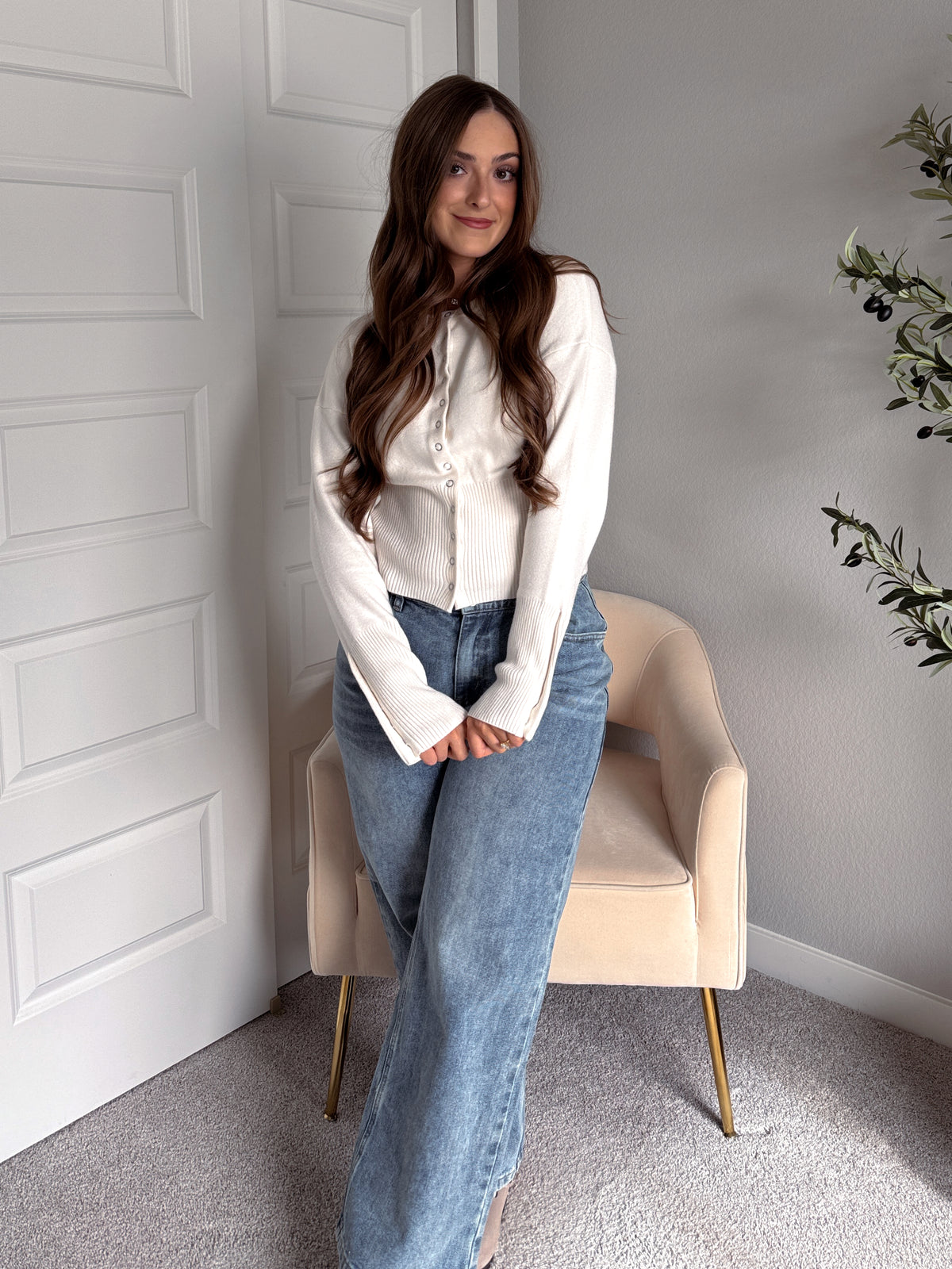 Elena Snap Button Fitted Cardigan (Cream)