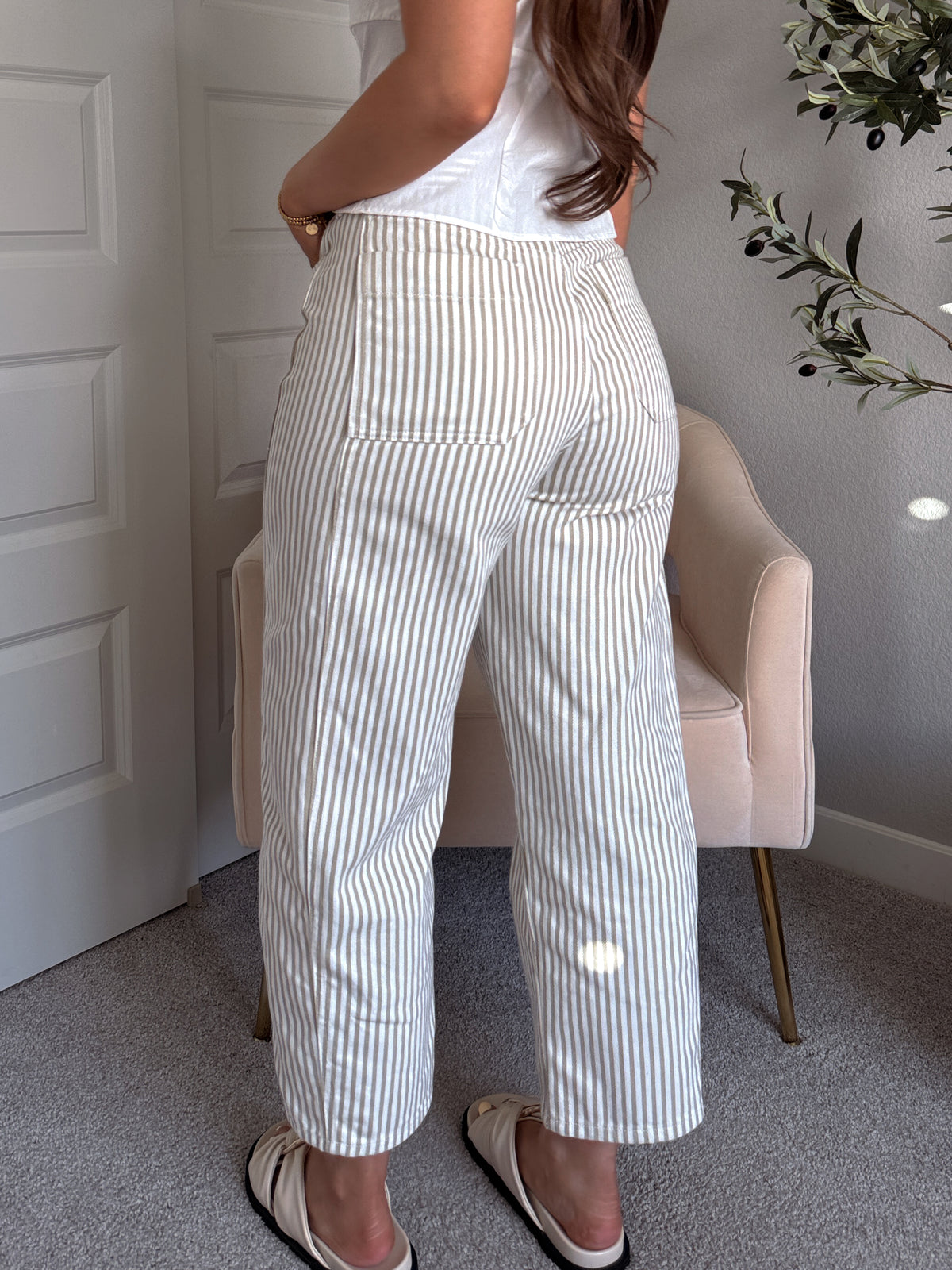 Elle Pinstripe Barrel Leg Cotton Pants (Beige)