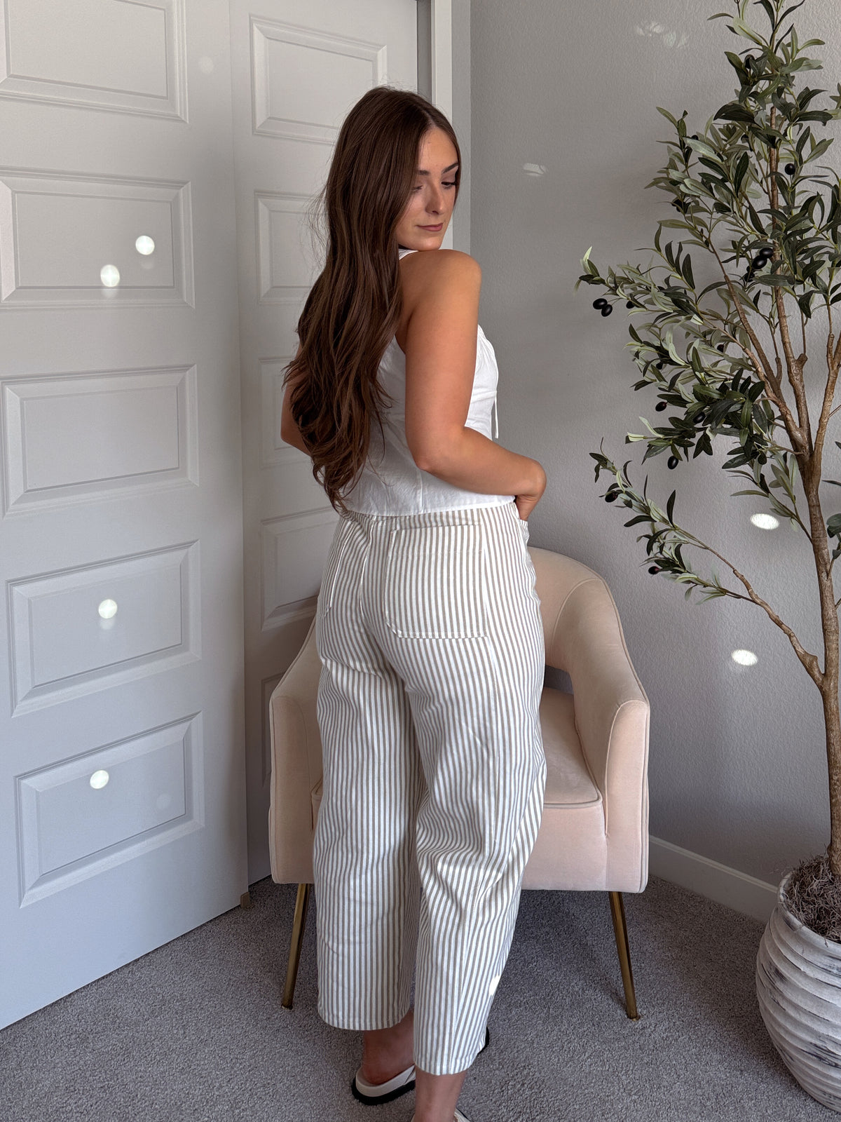 Elle Pinstripe Barrel Leg Cotton Pants (Beige)