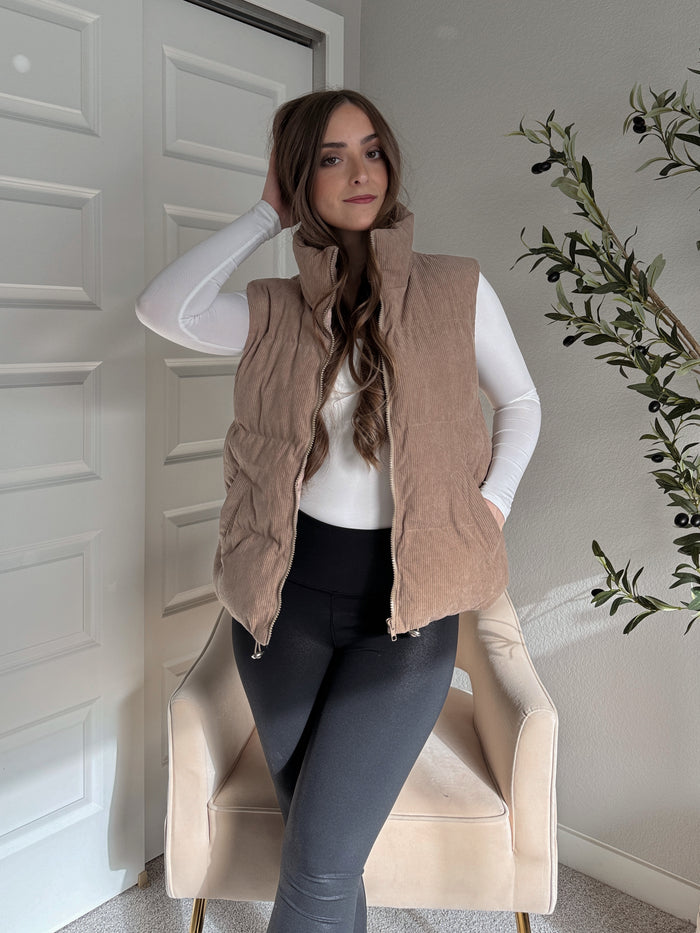 Ellis Corduroy Puffer Vest (Mushroom)