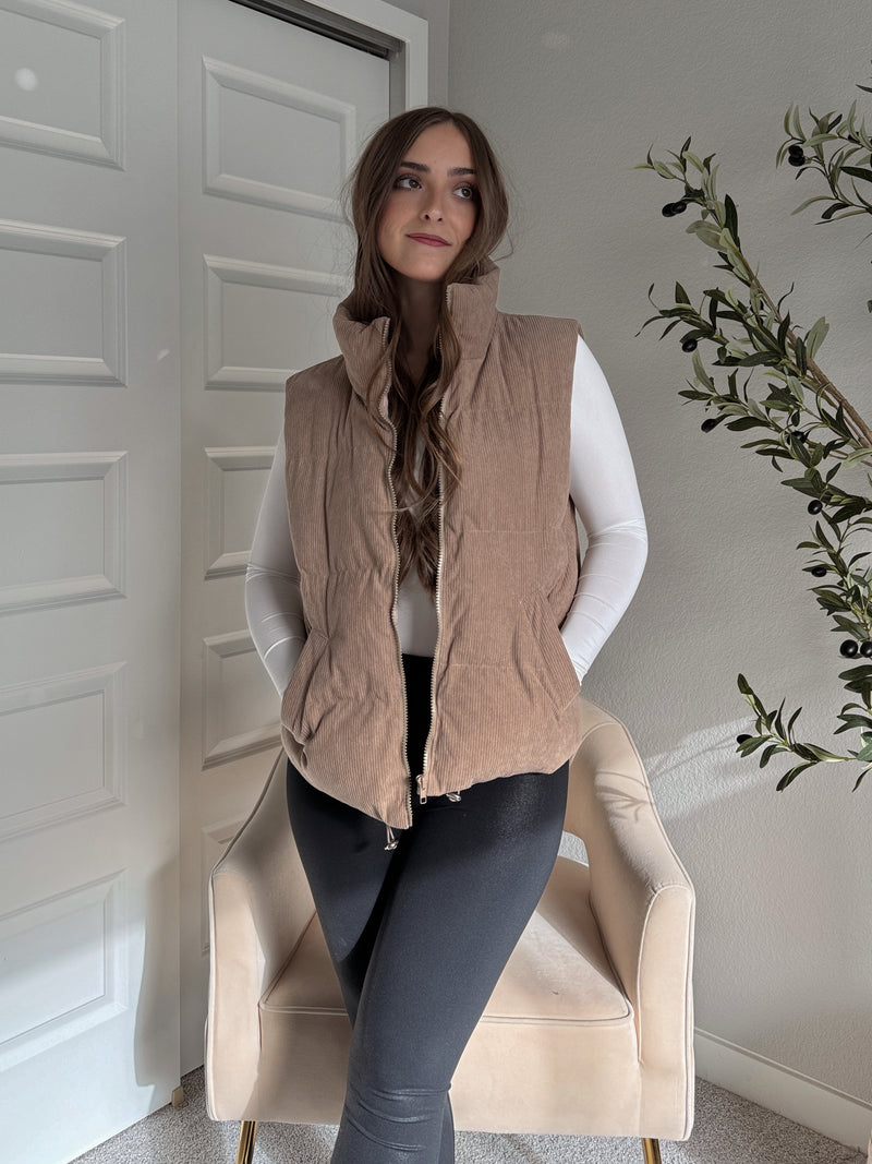 Ellis Corduroy Puffer Vest (Mushroom)