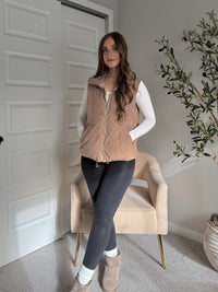 Ellis Corduroy Puffer Vest (Mushroom)