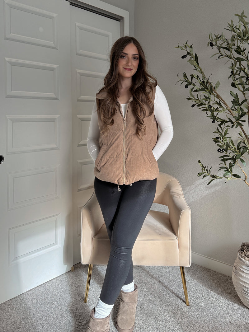 Ellis Corduroy Puffer Vest (Mushroom)
