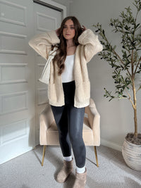 Evelyn Oversized Open-Front Knit Cardigan (Oat)