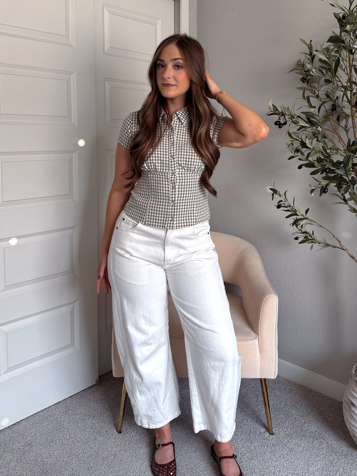 Felicity Gingham Collared Short Sleeve Contoured Top (Olive)