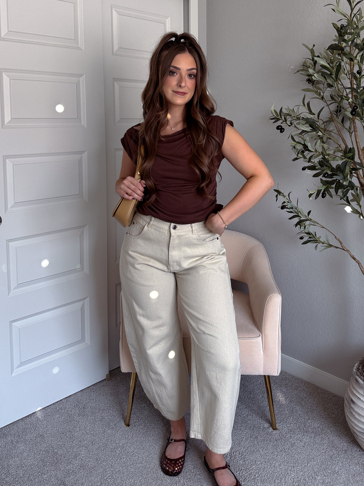 Frankie Mid Rise Cotton Barrel Pants (Taupe)