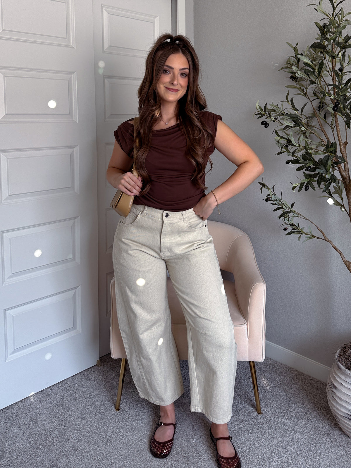 Frankie Mid Rise Cotton Barrel Pants (Taupe)