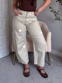 Frankie Mid Rise Cotton Barrel Pants (Taupe)