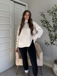 Frost Haven Oversized Turtleneck Sweater (Cream)