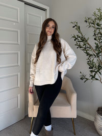 Frost Haven Oversized Turtleneck Sweater (Cream)